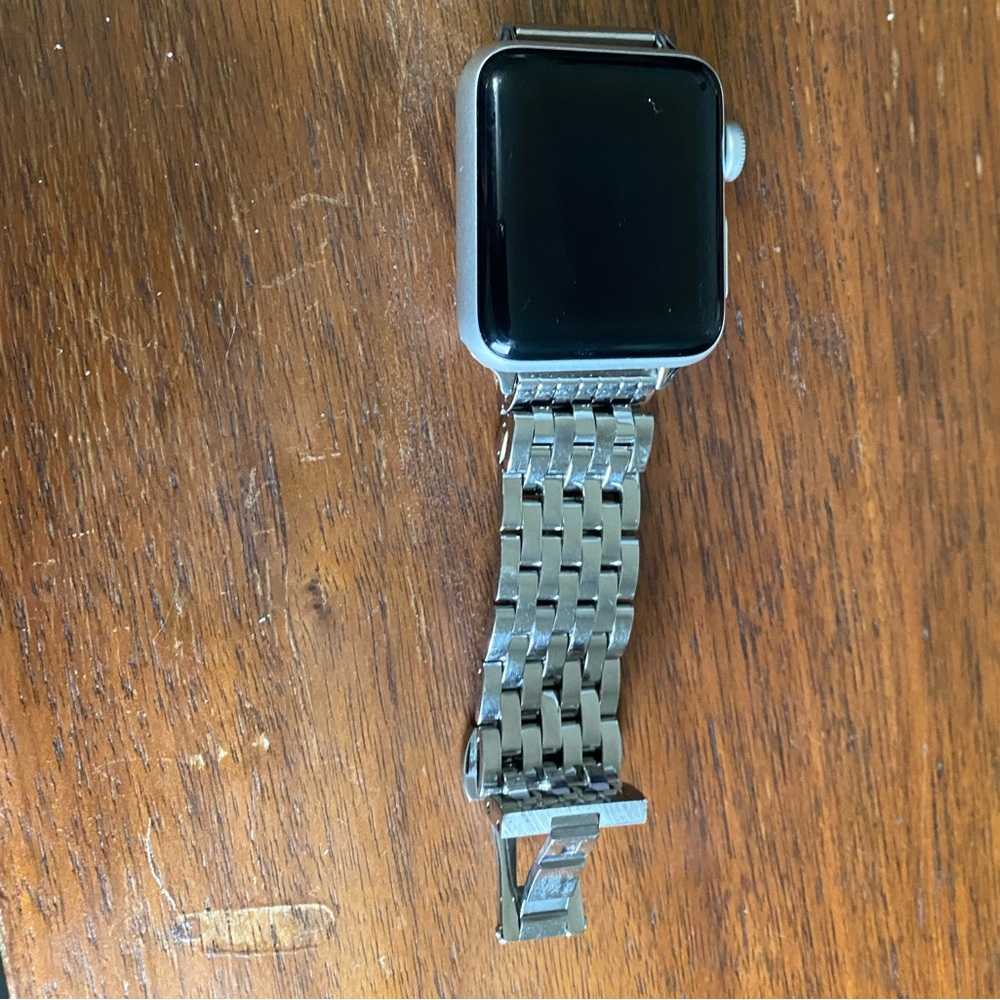 Quince 38-42mm Apple Watch Stainless Steel Watch Band - Picture 3 of 13